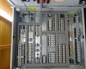 Control cabinet layer house - UV600 3r/5t - ventilation / fe